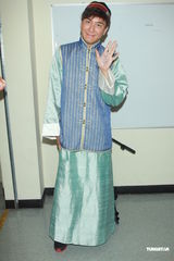 组图：曾志伟蒙嘉慧胡杏儿等录节目卖力演出