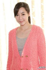 组图：陆诗韵记者会澄清见报男性为未婚夫