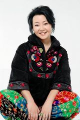 高清组图：萨日娜环保民族装 时尚清新别具韵味