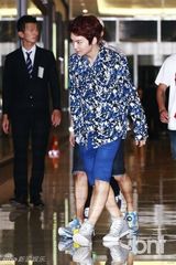 组图：韩团TEENTOP举行新专辑粉丝签名会