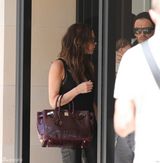 组图：贝克汉姆千金首曝光 小脸肉嘟嘟可爱至极