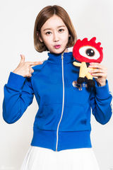 独家高清图：蜡笔团Crayon Pop对话新浪娱乐