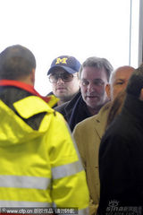 幻灯图集：《关门岛》主创莱昂纳多金斯利抵达柏林