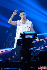 组图：关楚耀个唱邀张学友坐阵 遗撼谭咏麟未到