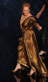 高清图：梅丽尔-斯特里普黄袍加身荣登影后