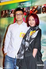 高清图：《志明与春娇》庆功 余文乐杨千嬅心情大好