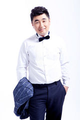 组图：周德华最新写真 乐活时尚展熟男魅力