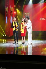 组图：华鼎奖颁奖现场 张嘉译李小璐分获视帝后