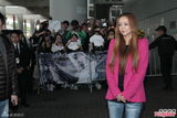 组图：安室奈美惠赴港将开唱 歌迷热情接机