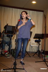 组图：ELLA忙工作否认将结婚 祝贺Selina重返代言