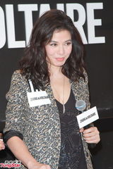 组图：钟楚红无意复出拍电影 拍拖随缘求心灵想通