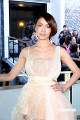 组图：蔡淑臻化身花神 身材曼妙分享走秀感受