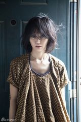 组图：孙燕姿变身设计师 2012春夏造型曝光