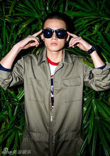 组图：快男全国巡演开唱在即 三强时尚大片曝光