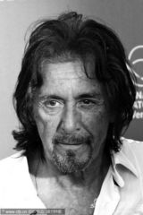 组图：《王尔德-莎乐美》发布会 导演获查斯坦献吻