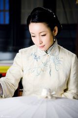 组图：《冬雪》再曝剧照 秦海璐刘雪华演绎江南美