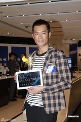 组图：谢婷婷与古天乐出席活动 曝谢贤老花打错电话