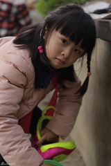 组图：《爸爸去哪儿》难度升级 小朋友独立买菜