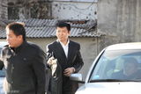 组图：李某某新律师张起淮现身 称迟到不受访