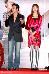 幻灯：《风云2》香港首映 贡米同场未见霆锋表遗憾