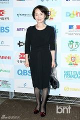 组图：金赛纶出席首尔国际微电影节骨瘦如柴