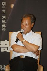 幻灯图：《风声传奇》杀青 打造电视剧刑具之最