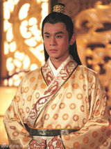 组图：乔振宇曝《隋唐英雄》剧照 儒雅太子贵气逼人