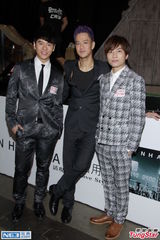 组图：杨千嬅携三后辈开唱 丁子高携儿子捧场