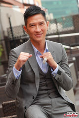 组图：张家辉难忘操练艰辛 与彭于晏亲吻尴尬