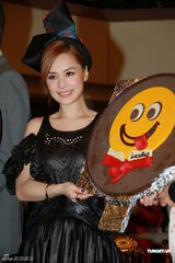 组图：Twins工作密集盼望早放假阿Sa为阿娇写情书