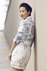 组图：苗圃拍摄帅气飒爽新写真