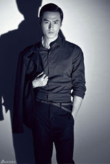 高清图：茅子俊复古大片变忧郁 型男魅力无法挡