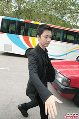 组图：陈僖仪遗体火化 亲朋好友送别