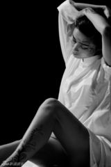 组图：田原杂志艺术大片 空灵性感充满能量