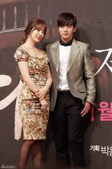 高清组图：韩剧《想见你》记者会 朴有天搭档尹恩惠