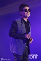 组图：任昌丁玄振英等献唱《青春之夜2》演唱会