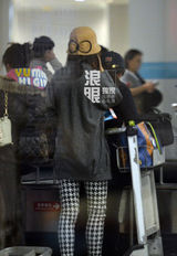 独家：江一燕与富商豪宅恋情曝光 喵星人再见证