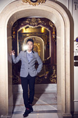 组图：李宗翰时尚精英写真曝光 洒脱率真魅力十足