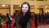 组图：2014两会美女记者众生态 美貌智慧并存