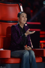 组图：好声音哈林战队对决 改编阿妹神曲致敬