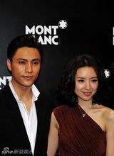 组图：陈坤董洁亮相沈阳 俊男靓女相得益彰