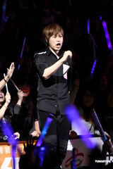 组图：五月天诺亚方舟平安夜演唱会万名歌迷同贺