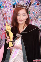 组图：亚姐决赛陈彦蓉爆冷封后 宫雪花透视抢镜