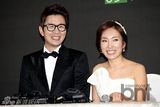 组图：韩谐星尹亨彬郑京美幸福大婚想生双胞胎