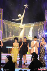 组图：TVB众星云集星和无线电视大奖