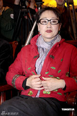 幻灯图：王姬《马文的战争》笑喻仿佛阿春再生版