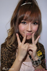 幻灯图集：香港靓模Angelababy美图集锦100张