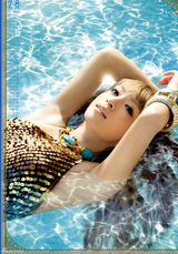 高清：滨崎步2010热带风情写真 日历记录迷人笑容 