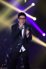 组图：《歌手2》品冠待逆袭 罗琦忍痛退赛