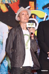 组图：黄秋生嫌男男吻不够看 郭品超自曝不羁情事